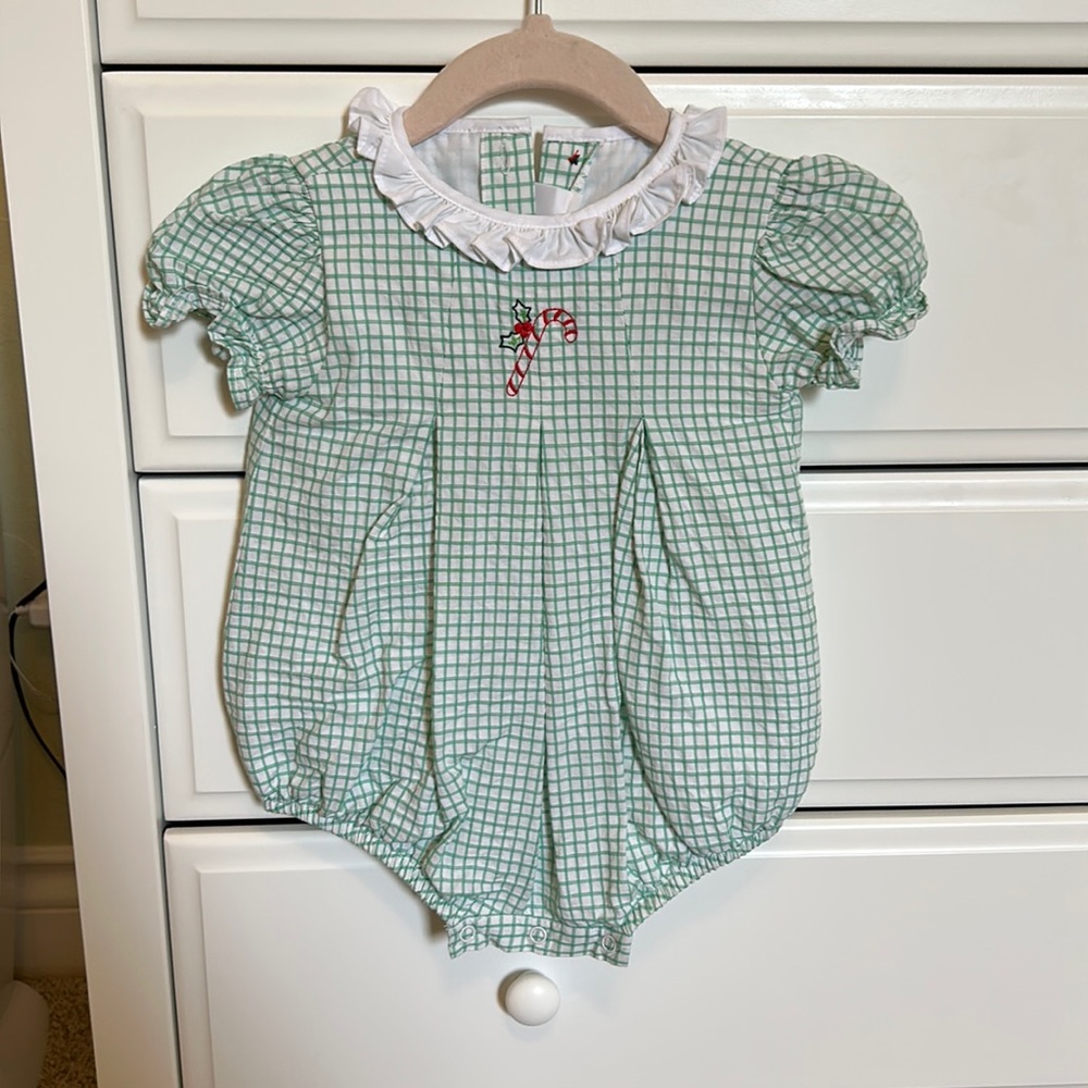 The Proper Peony candy cane bubble